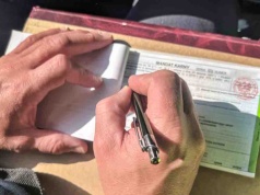 Zielona Góra. Pijany przewrócił się na hulajnodze elektrycznej, słono go to kosztowało