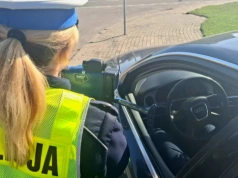 Klukowo: Ponad 100 km/h w terenie zabudowanym. 24-latek stracił prawo jazdy