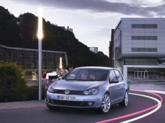 Problemy z mocą w Volkswagen Golf VI. Przyczyna ukryta w pokrywie głowicy.