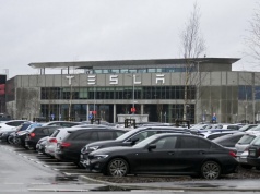 Polacy organizują się w fabryce Tesli, założona przez nich inicjatywa weszła do rady zakładowej