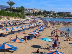 Turyści obawiają się lecieć na Cypr. Czy dostaną zwrot? Ekspert nie ma dobrych wieści