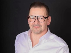 Zmarł radny Łukasz Świerczyński