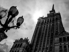 Mała stabilizacja: PRL odpoczywa po stalinowskiej burzy