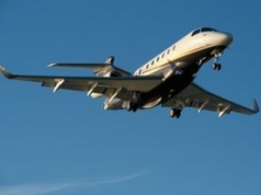 Uciekają z Bliskiego Wschodu. Tyle płacą za lot prywatnym samolotem