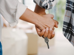 Polacy patrzą na mieszkania z dystansem. Ostrożność wygrywa z entuzjazmem