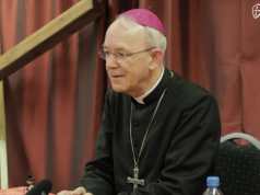 Wynagradzająca Krucjata Eucharystyczna. Biskup Athanasius Schneider zachęca do udziału