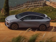 Nowy Xpeng G6 EREV, hybryda plug-in niemal w cenie wersji elektrycznej. Bateria 55,8 kWh (!), gdy bazowy elektryk ma 68,5 kWh