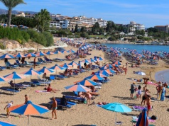 Turyści boją się lecieć na Cypr. Co ze zwrotem kosztów? Ekspert nie pozostawia złudzeń