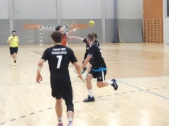 Wybicki podejmuje sąsiada w tabeli