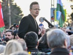 Szef MSZ Węgier protestował przed ambasadą Ukrainy. "Nie jesteśmy nic winni"