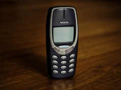 Masz stary telefon w szufladzie? W 2026 roku może być wart tysiące. Kolekcjonerzy szukają tych modeli