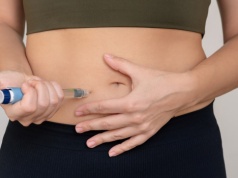 Ten skutek uboczny leków odchudzających wyjątkowo martwi pacjentów. Lekarze uspokajają: to przejściowe