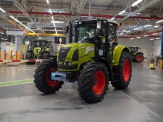 Od Renault do najnowszego Claasa Axion 9. Odwiedziliśmy fabrykę ciągników w Le Mans