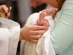 Ksiądz uznał imię dziewczynki za "pogańskie". Niewiarygodne, co zrobił