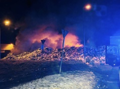 Pożar na składowisku odpadów w Czartorii