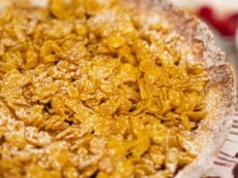 Łączę kilka prostych składników i wkładam do piekarnika. Tarta z chrupiącą posypką znika ze stołu raz-dwa