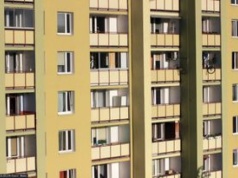 Zabronione na balkonie. Kary za szkody sięgają tysięcy złotych