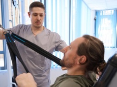 Sanatorium na ZUS w 2026 r. Kto pojedzie za darmo i jak to załatwić?