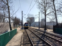 Ciężarówka zerwała w sobotę ponad pół km sieci trakcyjnej na Pradze-Północ. Tramwaje nie pojadą co najmniej do końca dnia