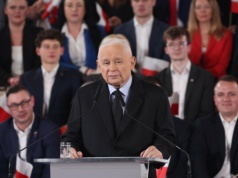 Jarosław Kaczyński wybrał kandydata na premiera z PiS. Odsłoni wszystkie karty w nie…