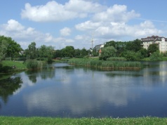 Staw Koziorożca we Włochach. Czy powstanie nowe kąpielisko i plaża?