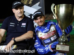 Żużel. Brzytwa Sieraka: Tomasiak nie będzie drugim Małyszem, a Zmarzlik Gollobem (FELIETON)