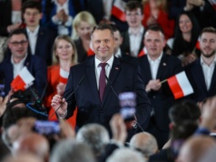 Konwencja PiS. Prof. Czarnek kandydatem PiS na premiera!