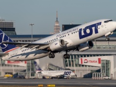 LOT wprowadza ważną zmianę dla tysięcy pasażerów w związku z wojną w Iranie. Dotyczy aż 11 tras z jego siatki