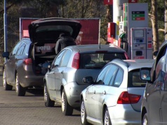 Niemcy szturmują polskie stacje paliw