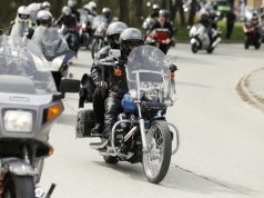 Motocykliści wyruszyli na trasy