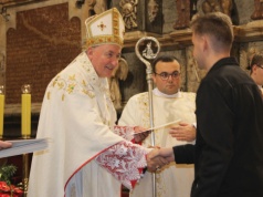 Można pomóc młodym, zdolnym ludziom