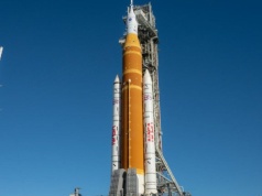 Księżycowy kolos NASA. Czym jest rakieta SLS?