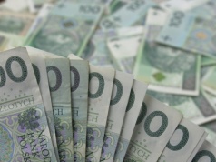 Podatek trzeba opłacić do 15 marca. O pierwszej racie lepiej nie zapomnieć