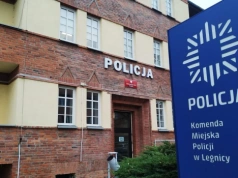 Legnica. Komendanci pospieszyli się z udzieleniem nagany policjantowi