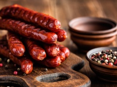 Czy UE ukróci nadużywanie nazw mięsnych dla żywności roślinnej? Jest wstępne porozumienie