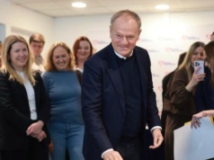 Rozpoczęły się pierwsze wybory w KO. Tusk nie ma konkurenta. "To jest wyjątkowo twarda gra"