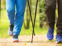 Czy pięć minut ćwiczeń może obniżyć ciśnienie? Nauka rozwiewa wątpliwości