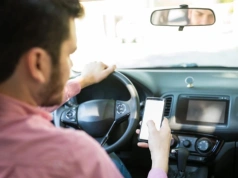 Przy tej prędkości auto spala najmniej paliwa. Różnica na stacji może być duża