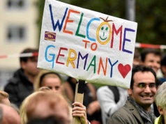 Obywatele państw UE masowo wyjeżdżają z Niemiec. Zostają Murzyni i Arabowie