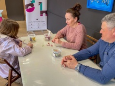 Biżuteria w muzeum na Dzień Kobiet