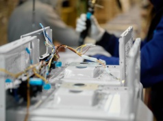 Branża ostrzega: zamykanie fabryk, ETS i braki kadr mogą osłabić pozycję Polski