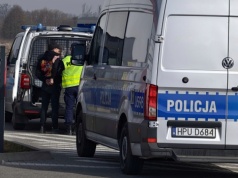 Pijany kierowca wpadł na stacji paliw (ZDJĘCIA)