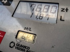 Zgodnie z oczekiwaniami: paliwo podrożało, a w Polsce wybuchła awantura. Orlen nie jest bez winy ale z innego powodu niż myślisz