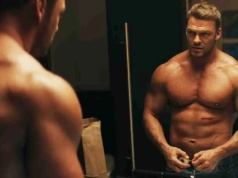 Fenomen Alana Ritchsona. Twardziel, który stał się aktorem