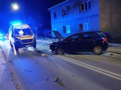 Auto wjechało na chodnik. Zginęła 47-letnia kobieta