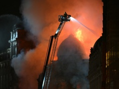 Gigantyczny pożar w Glasgow. Runął budynek przy dworcu