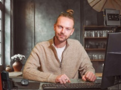 Przerwa w pracy nie oznacza od razu, że masz prawo korzystać z telefonu