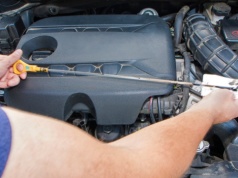 Tak ocenisz stan silnika w minutę. Każdy może to zrobić