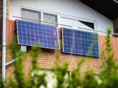 Założył fotowoltaikę na balkonie. Teraz ma kłopoty