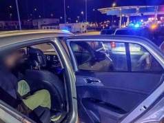 Włamali się do samochodu na MOP-ie na A2  ukradli tysiące euro